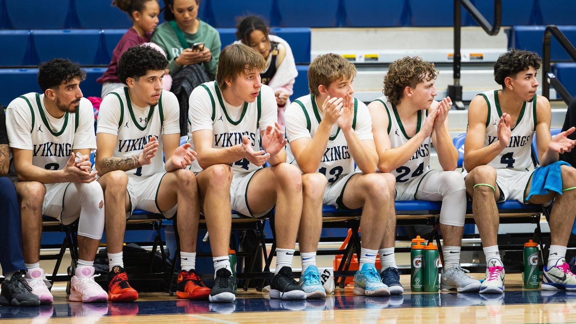 Vikings Go 1&ndash;2 on the Weekend, Prepare for Skagit Valley Tournament